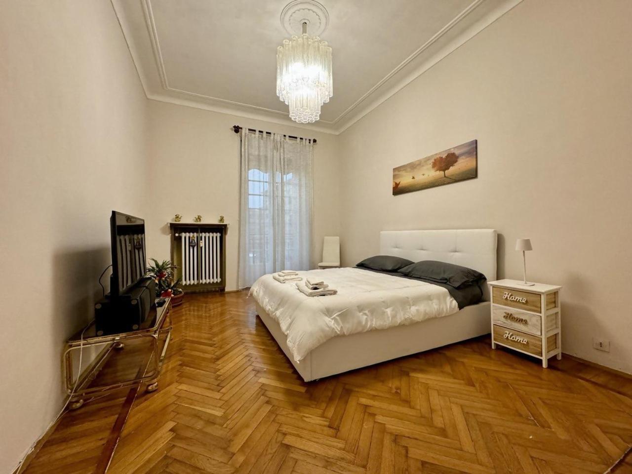 6 Posti Letto Vicino Al Centro Lejlighed Torino Eksteriør billede